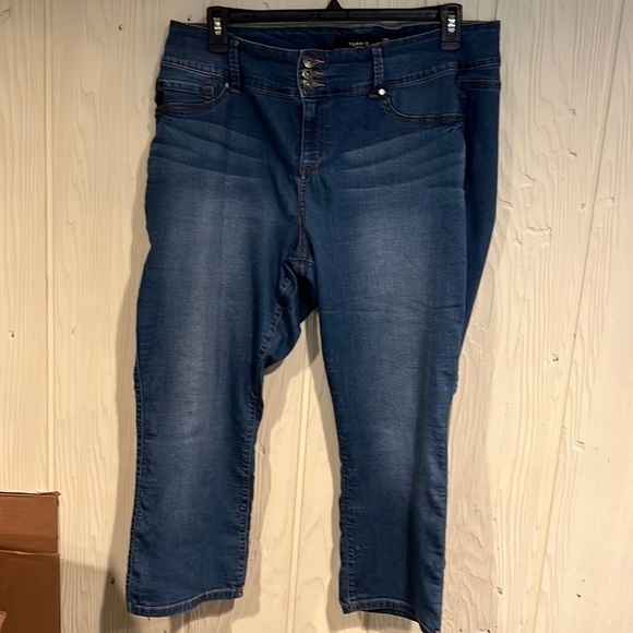 torrid Denim - TORRID STRAIGHT LEG STRETCHY  JEANS SIZE 20